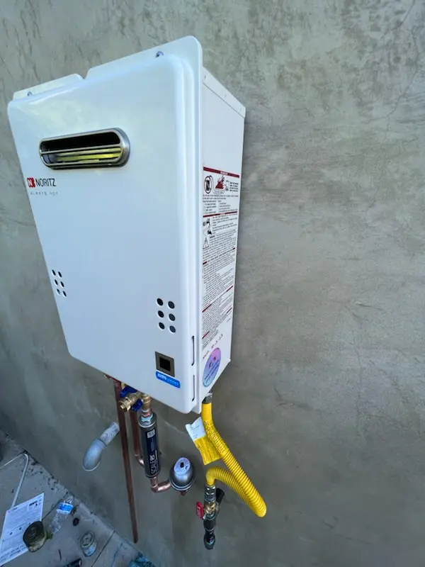 Tankless water heater installation for North Forestville homes